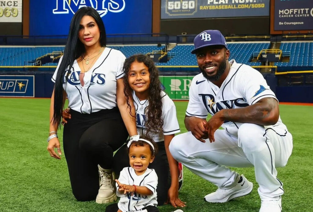Cenelia Pinedo Blanco Family